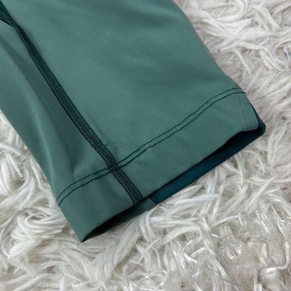 🔥$SALE$🔥 Lululemon Wake & Train Tight Green Jasper / Frosted Pine - Picture 3 of 8